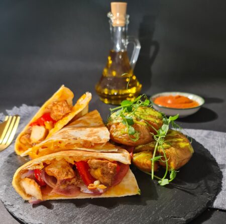 CHICKEN QUESADILLA MENU 500g