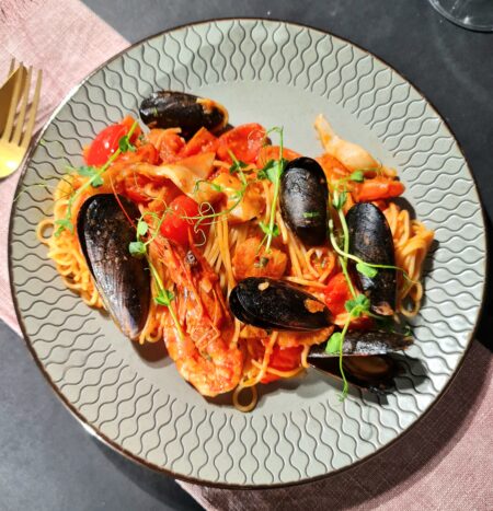 SPAGHETTI FRUCTE DE MARE 450g
